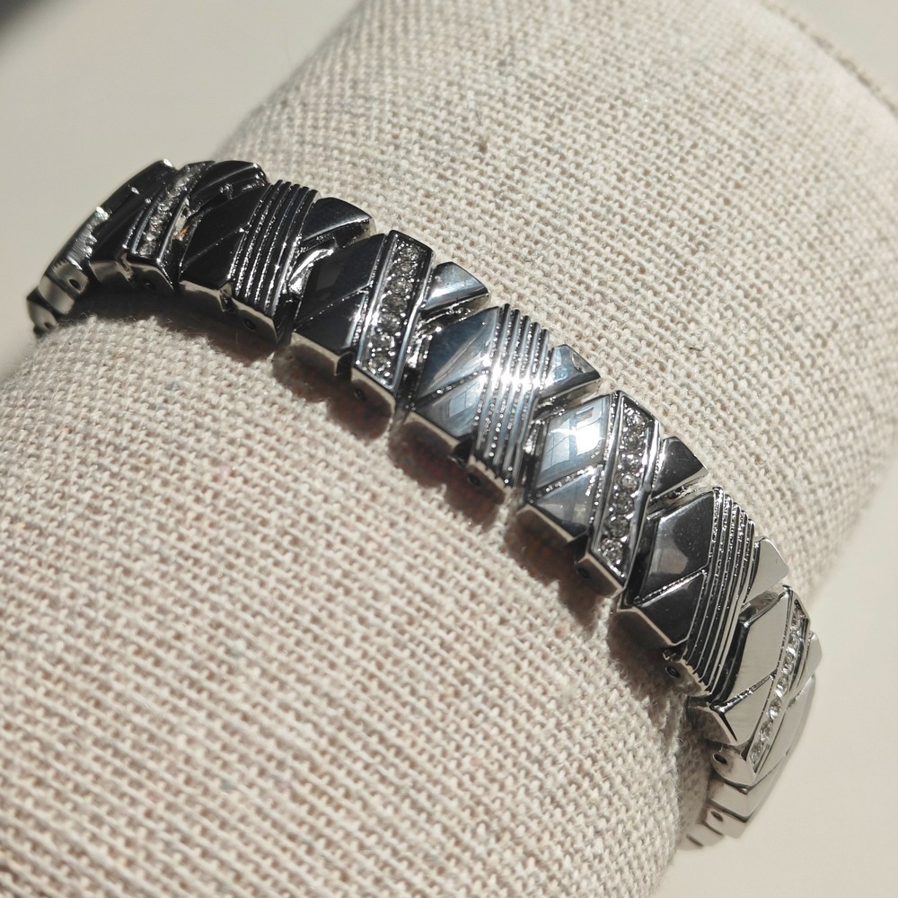 Silver Tone Crossover X Link Bracelet Geometric Crystal Accents Ribbed Chunky